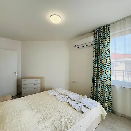 Horizon 35 'б-' Apartment *