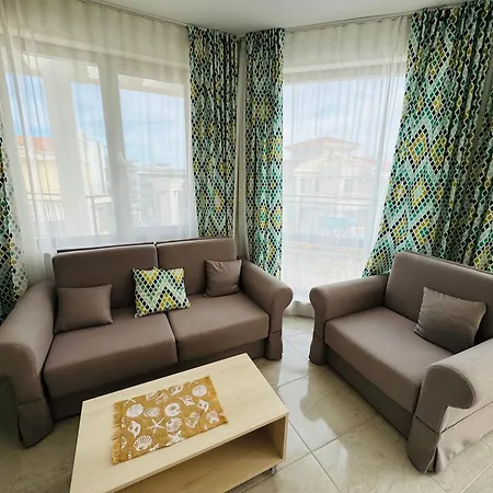 Horizon 35 'б-' Apartment *